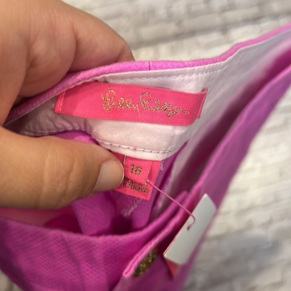 Lilly Pulitzer size 16 buttercup stretch shorts in colour amethyst - Picture 3 of 7